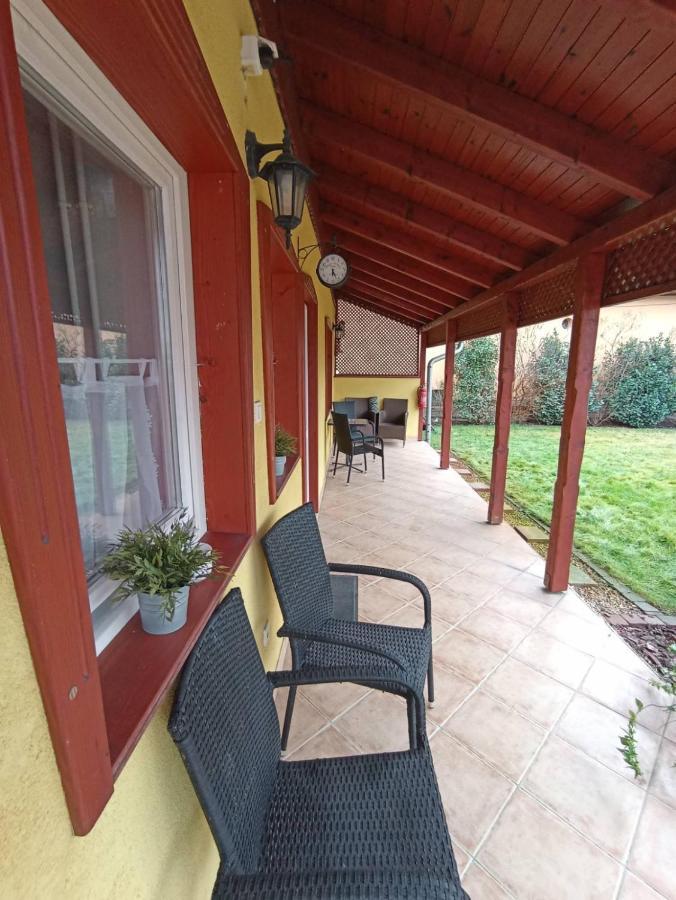 Borostyan Apartmanhaz Mórahalom Exterior foto