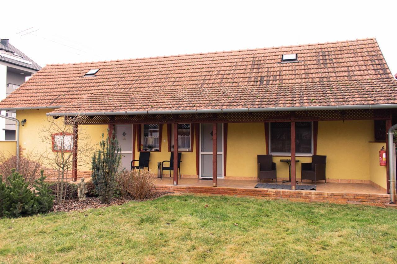 Borostyan Apartmanhaz Mórahalom Exterior foto