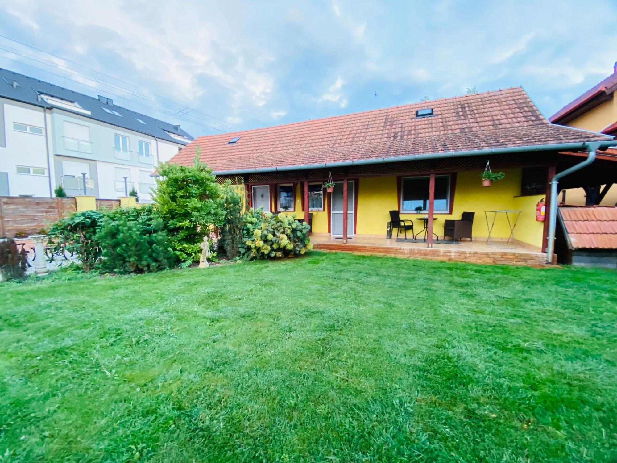Borostyan Apartmanhaz Mórahalom Exterior foto