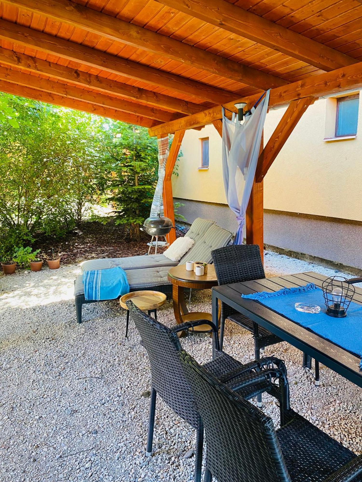 Borostyan Apartmanhaz Mórahalom Exterior foto